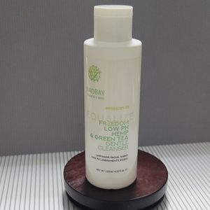 NaoBay Equalize Hemp & Green Tea Gentle Cleanser